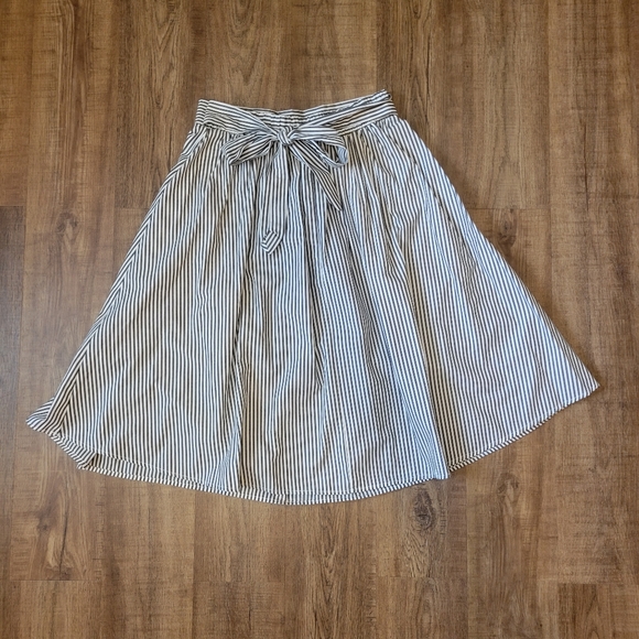 See You Monday Striped High Waisted Pleated Circle Skirt Tie Back Bow - Picture 2 of 7